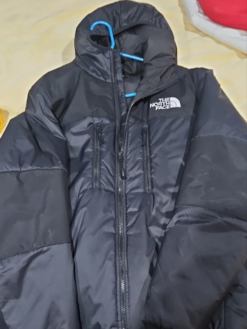 The North Face Men’s Black Puffy Hooded Insulated Jacket